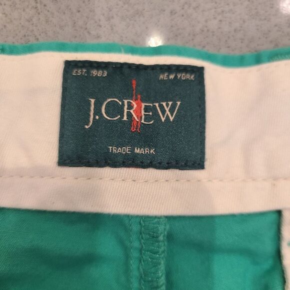 J Crew Men's Green Shorts - Picture 3 of 7